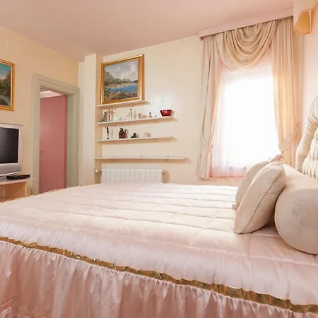 Chiara Apartment